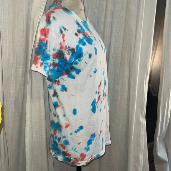 Hanes tie dye white shortsleeve t-shirt 100% Cotton dyed blue & red women’s M​​ - Picture 2 of 5